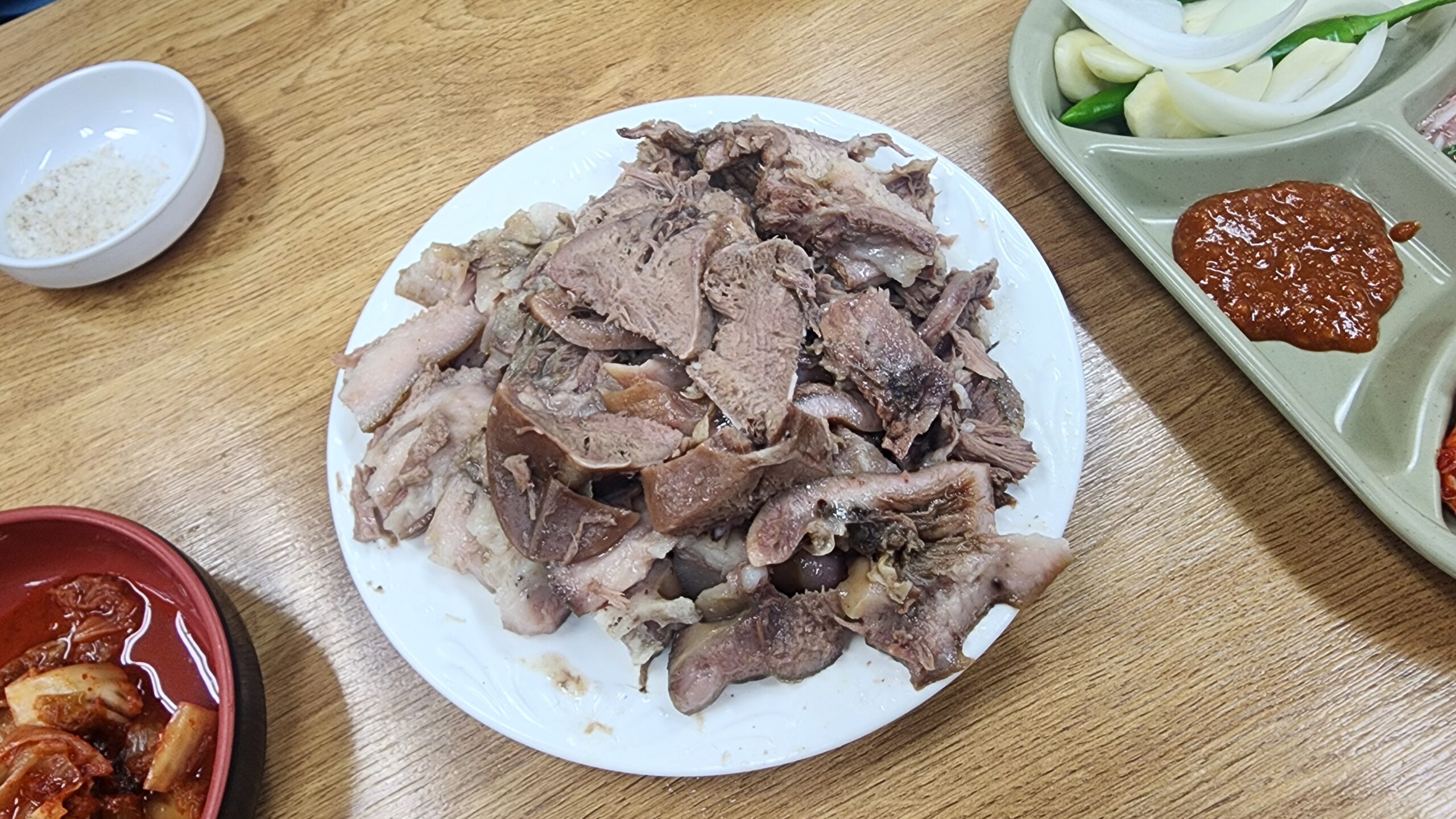 Meat Meets Korean Sool : Pork and Chicken at ‘SanGol(산골)’